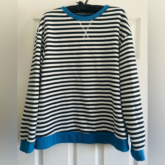 Trendy Queen Crewneck Black/White Striped Long Sleeve Sweatshirt w/ Blue Trim LG - Picture 2 of 5